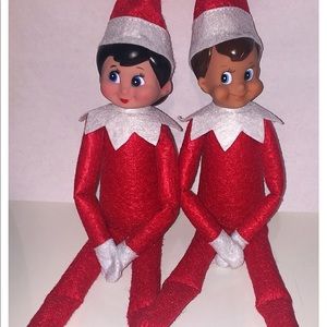 Elf on the Shelf Other - Christmas Elf Girl with Dark Brown/Black Hair Elf on the Shelf Other - Christmas Elf Girl with Dark Brown/Black Hair